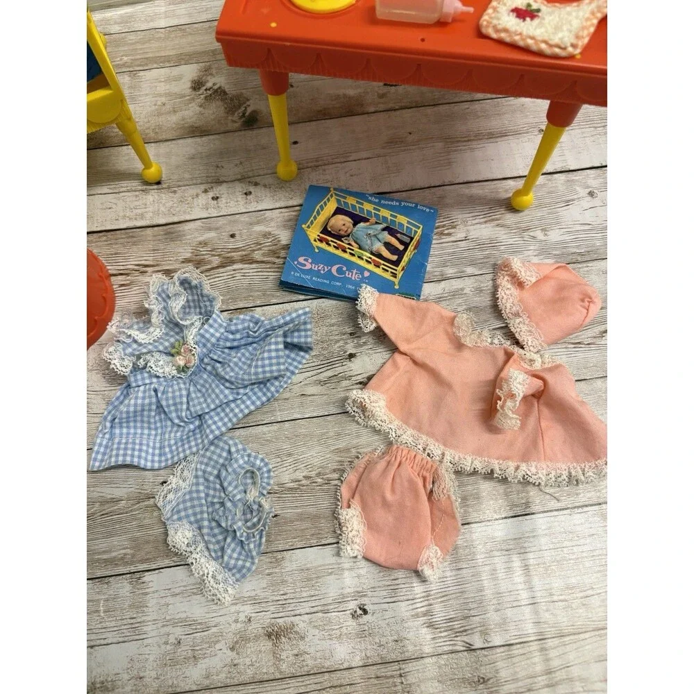 Suzy Suzi Cute Doll Crib high chair Accessories lot Rare Furniture HTF Vtg